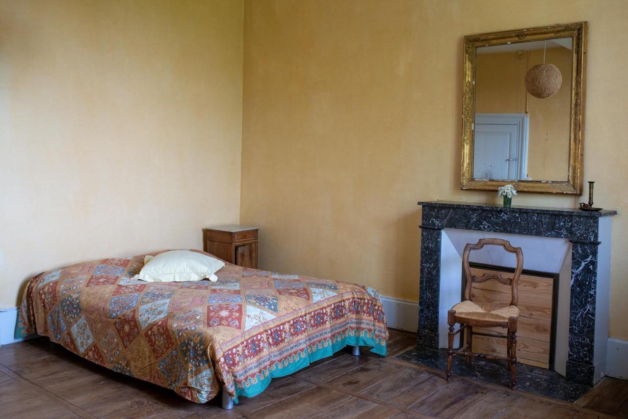 Le Domaine De Langlardie Soudat Bagian luar foto